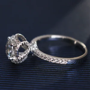 HOOMWELL™ Rose Moissanite Ring
